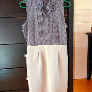 Loft gray, polka dot ruffled collar, straight style skirt